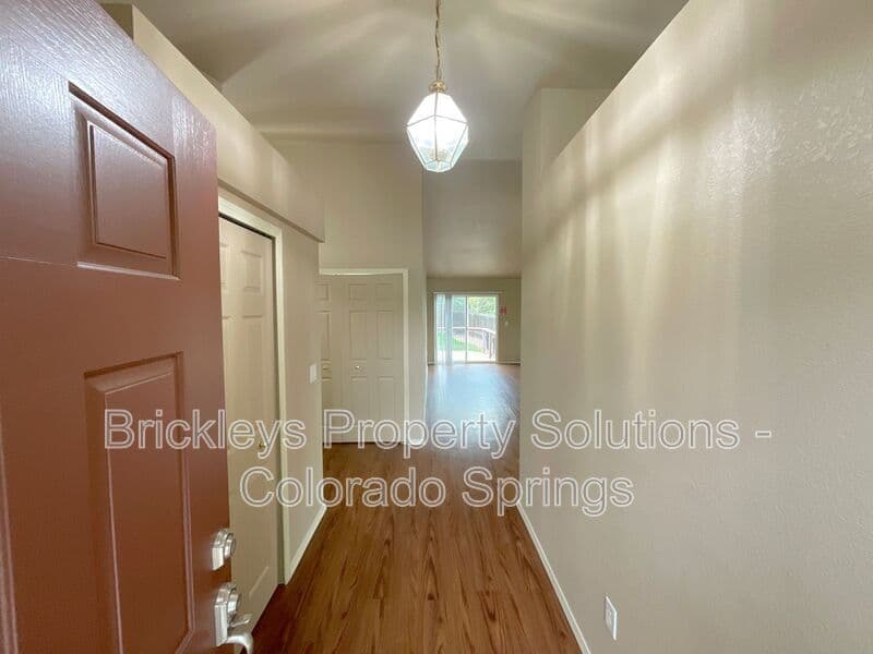 3-bedroom 2-bath home at 4325 Poplar Brook Dr for $2,100/mo managed by Brickleys Property Solutions Colorado Springs — photo 11 of 29