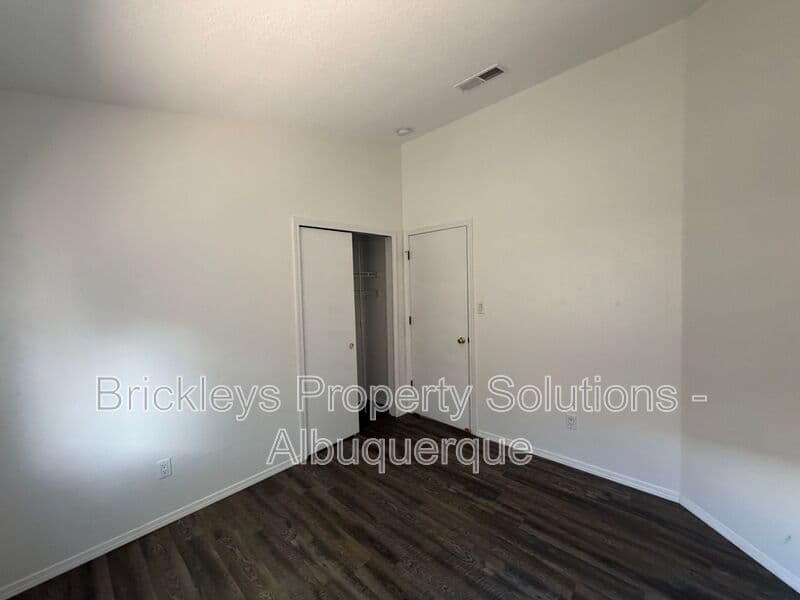 3-bedroom 2-bath home at 6019 Full Moon Ave NW for $1,900/mo managed by Brickleys Property Solutions Albuquerque — photo 18 of 26