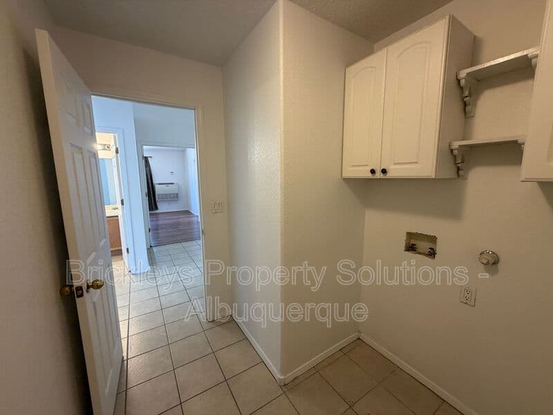 3-bedroom 2-bath home at 1405 Secret Valley Drive SW for $1,800/mo managed by Brickleys Property Solutions Albuquerque — photo 29 of 34