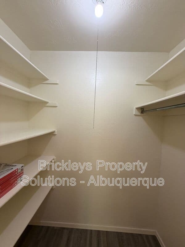 2-bedroom 2.5-bath home at 5409 6th St NW for $1,800/mo managed by Brickleys Property Solutions Albuquerque — photo 7 of 30