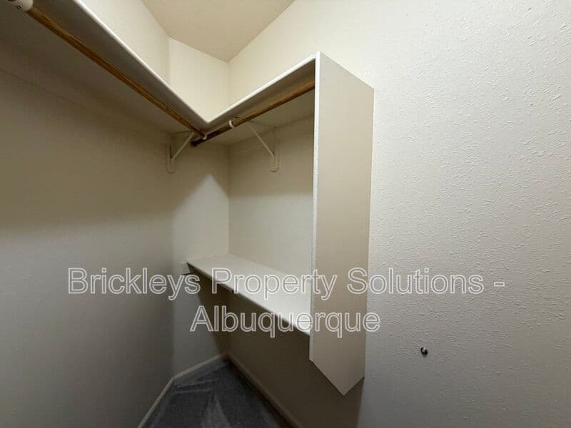 3-bedroom 2.5-bath home at 1612 3rd St SW for $1,900/mo managed by Brickleys Property Solutions Albuquerque — photo 22 of 39