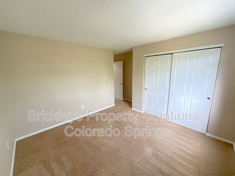 4-bedroom 3.5-bath home at 6160 Jaffee Ct for $2,500/mo managed by Brickleys Property Solutions Colorado Springs — photo 37 of 45