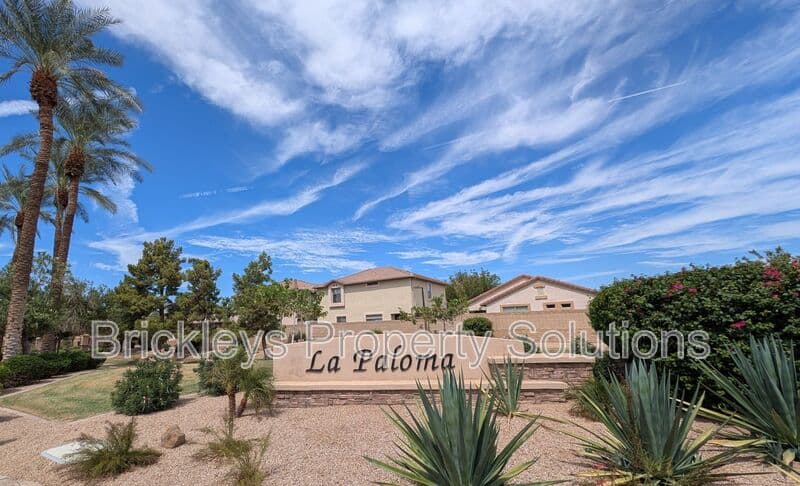 3-bedroom 2-bath home at 1311 E Marlin Dr for $2,200/mo managed by Brickleys Property Solutions East Valley Phoenix — photo 41 of 44