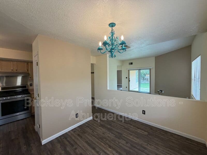 2-bedroom 2-bath home at 1941 Lee Loop NE for $1,750/mo managed by Brickleys Property Solutions Albuquerque — photo 16 of 29