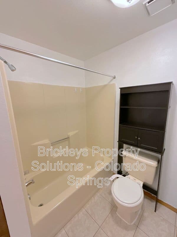 5-bedroom 2-bath home at 4375 Cassidy St for $2,300/mo managed by Brickleys Property Solutions Colorado Springs — photo 21 of 37