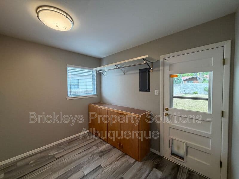3-bedroom 2-bath home at 2808 Charleston St NE for $2,500/mo managed by Brickleys Property Solutions Albuquerque — photo 31 of 35