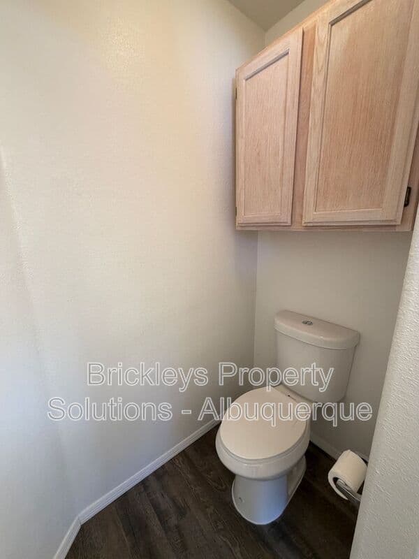 3-bedroom 2-bath home at 6019 Full Moon Ave NW for $1,900/mo managed by Brickleys Property Solutions Albuquerque — photo 16 of 26