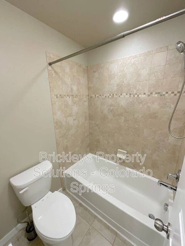 3-bedroom 2.5-bath home at 2401 Ellingwood Dr for $2,233/mo total (includes $2,195 base rent + $38 required Tenant Benefit Package) managed by Brickleys Property Solutions Colorado Springs — photo 37 of 40