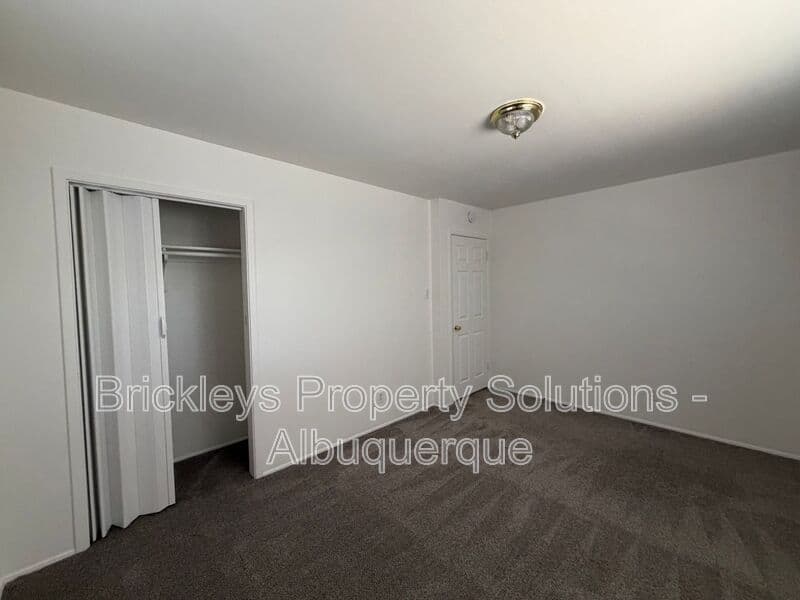 3-bedroom 2-bath home at 4712 Palo Duro Ave. NE for $1,750/mo managed by Brickleys Property Solutions Albuquerque — photo 23 of 38