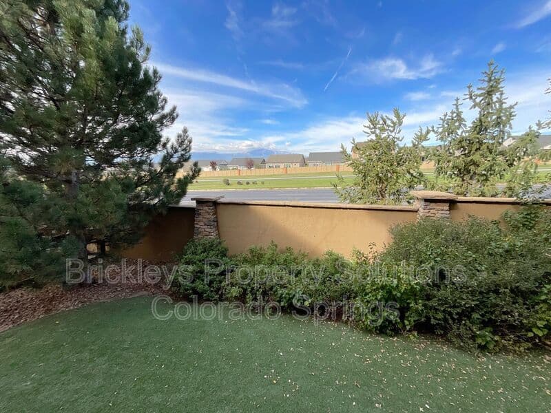 4-bedroom 2.5-bath home at 6652 Maple Stone Ln for $2,600/mo managed by Brickleys Property Solutions Colorado Springs — photo 11 of 43