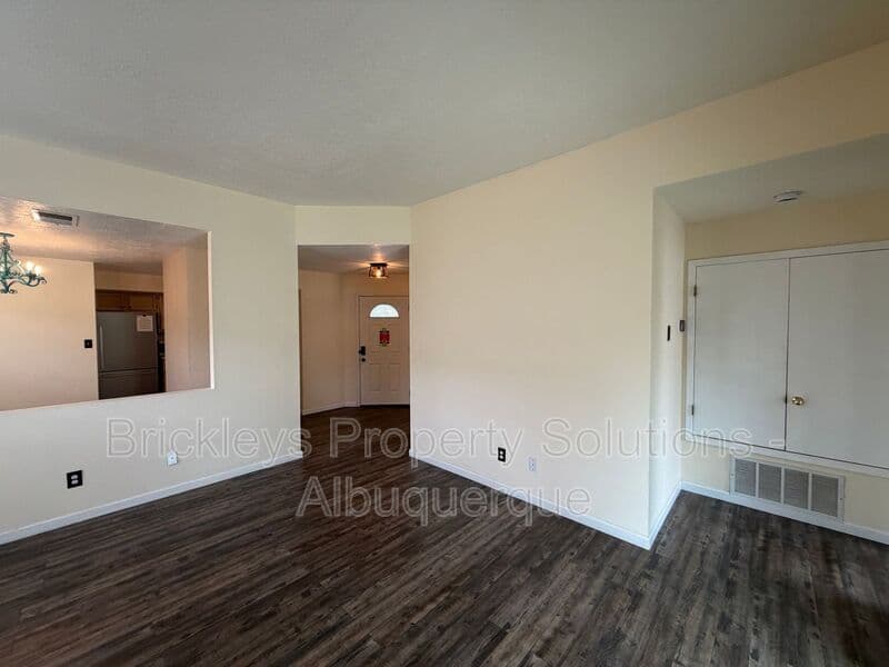 2-bedroom 2-bath home at 1941 Lee Loop NE for $1,750/mo managed by Brickleys Property Solutions Albuquerque — photo 10 of 29