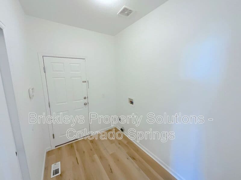 3-bedroom 2-bath home at 12354 Pine Valley Cir for $2,550/mo managed by Brickleys Property Solutions Colorado Springs — photo 28 of 34
