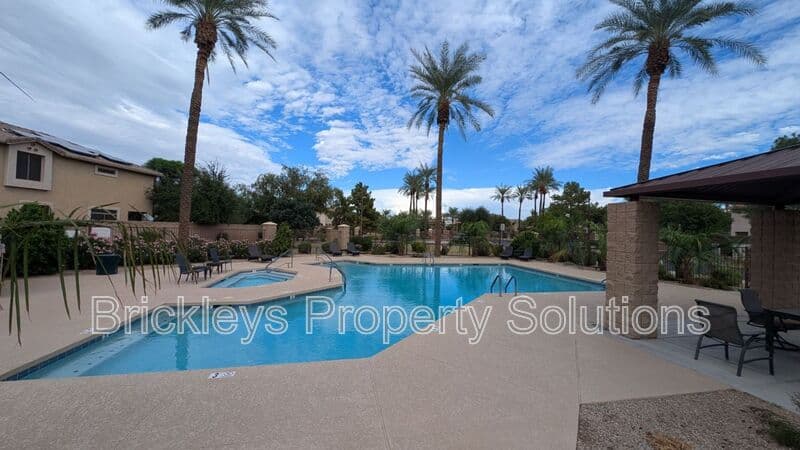 3-bedroom 2-bath home at 1311 E Marlin Dr for $2,200/mo managed by Brickleys Property Solutions East Valley Phoenix — photo 38 of 44