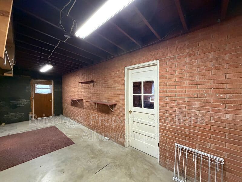 3-bedroom 2-bath home at 4712 Palo Duro Ave. NE for $1,750/mo managed by Brickleys Property Solutions Albuquerque — photo 30 of 38
