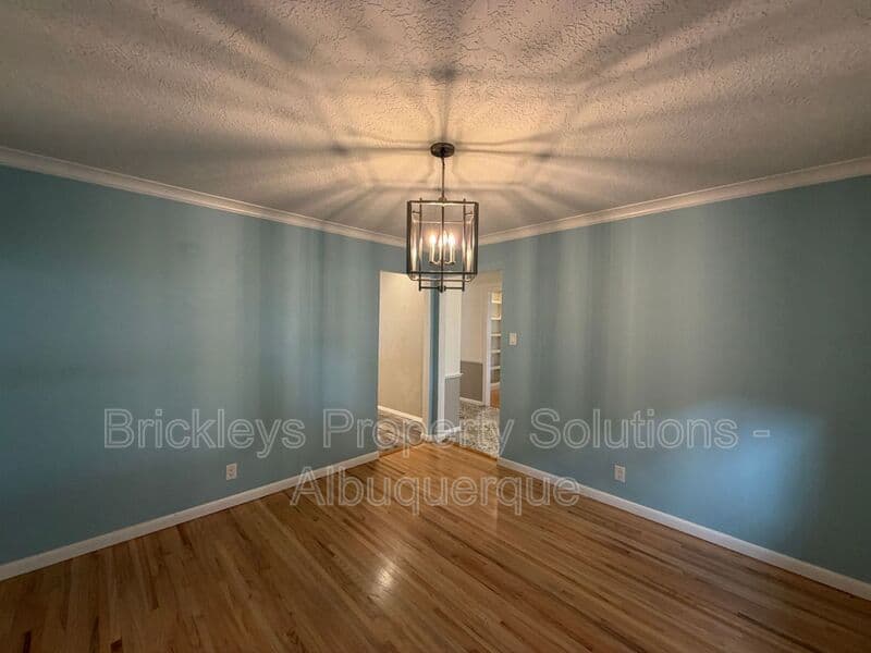 3-bedroom 2-bath home at 2808 Charleston St NE for $2,500/mo managed by Brickleys Property Solutions Albuquerque — photo 25 of 35