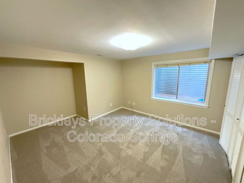 3-bedroom 2-bath home at 8214 Steadman Dr for $2,175/mo managed by Brickleys Property Solutions Colorado Springs — photo 32 of 34