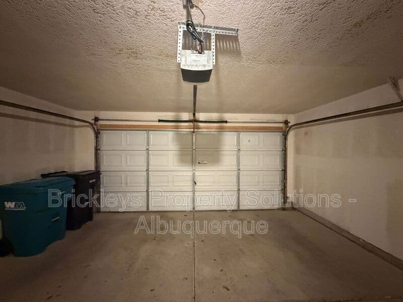 3-bedroom 2-bath home at 65 Willow Trace Court SE for $2,000/mo managed by Brickleys Property Solutions Albuquerque — photo 28 of 32