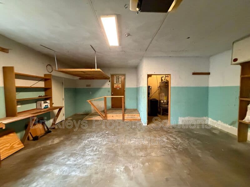 3-bedroom 2-bath home at 2808 Charleston St NE for $2,500/mo managed by Brickleys Property Solutions Albuquerque — photo 34 of 35