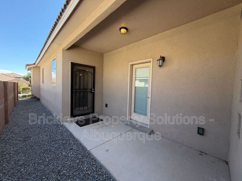 3-bedroom 2-bath home at 5815 Mafraq Ave NW for $2,150/mo managed by Brickleys Property Solutions Albuquerque — photo 29 of 32