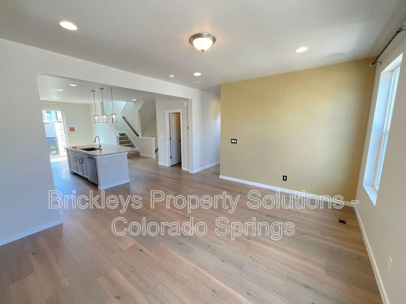 3-bedroom 3.5-bath home at 7343 Rosa Belle Hts for $2,350/mo managed by Brickleys Property Solutions Colorado Springs — photo 13 of 33