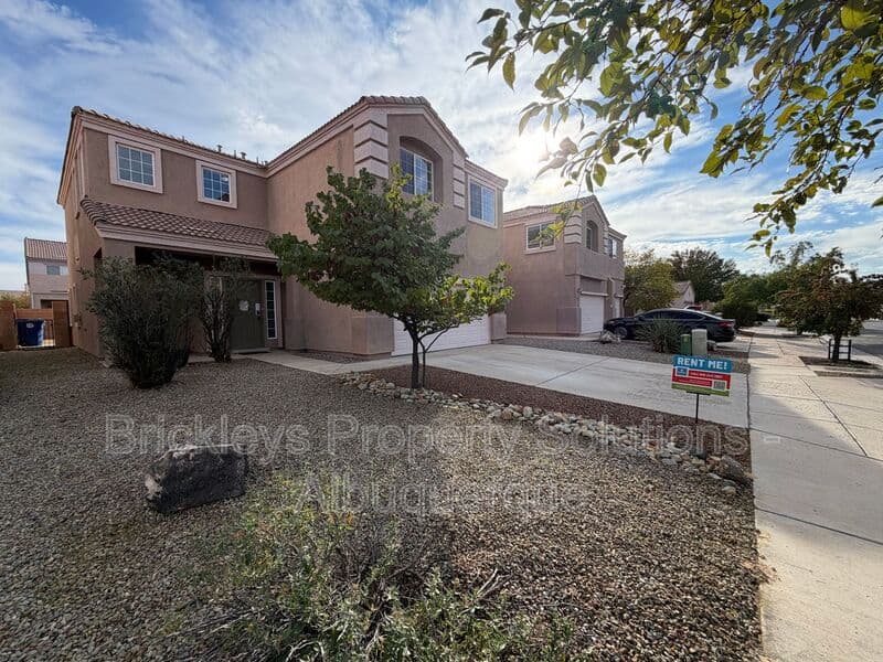 5-bedroom 4.5-bath home at 7008 Tree Line Ave NW for $2,500/mo managed by Brickleys Property Solutions Albuquerque — photo 3 of 43