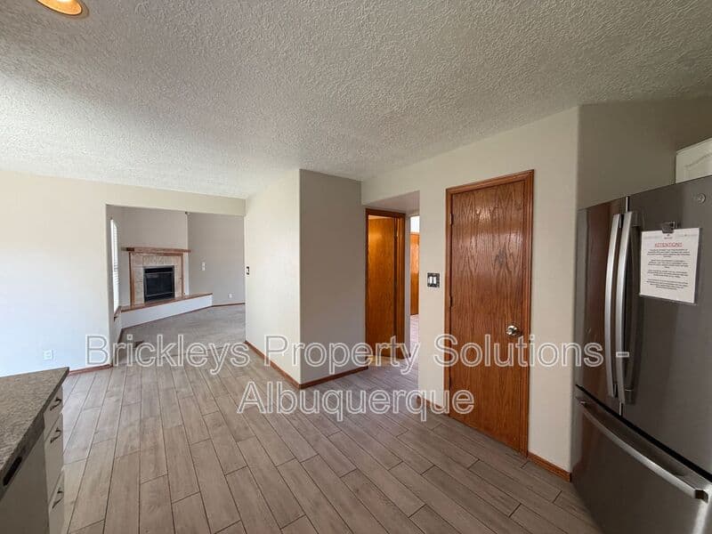 4-bedroom 2.5-bath home at 10331 Dunbar St NW for $2,300/mo managed by Brickleys Property Solutions Albuquerque — photo 26 of 43
