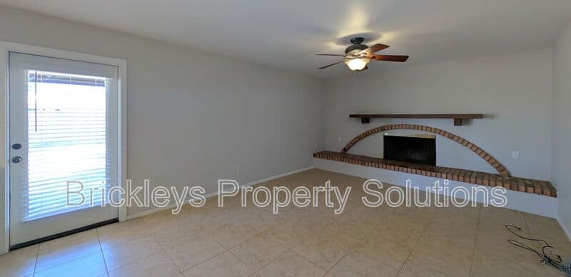 3-bedroom 2-bath home at 2431 W Plata Ave for $2,250/mo managed by Brickleys Property Solutions East Valley Phoenix — photo 16 of 43