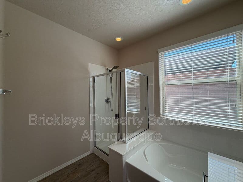 3-bedroom 2-bath home at 5815 Mafraq Ave NW for $2,150/mo managed by Brickleys Property Solutions Albuquerque — photo 20 of 32