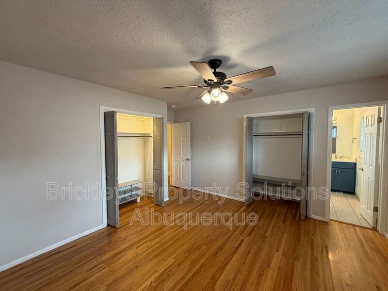 3-bedroom 2-bath home at 2808 Charleston St NE for $2,500/mo managed by Brickleys Property Solutions Albuquerque — photo 12 of 35