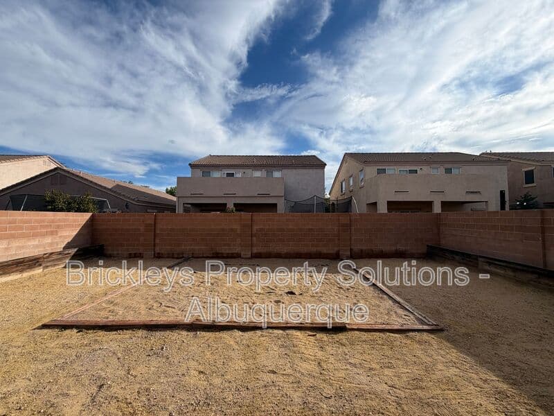 5-bedroom 4.5-bath home at 7008 Tree Line Ave NW for $2,500/mo managed by Brickleys Property Solutions Albuquerque — photo 40 of 43