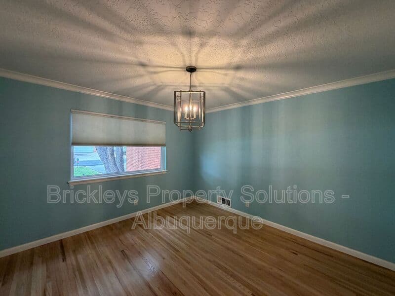 3-bedroom 2-bath home at 2808 Charleston St NE for $2,500/mo managed by Brickleys Property Solutions Albuquerque — photo 24 of 35