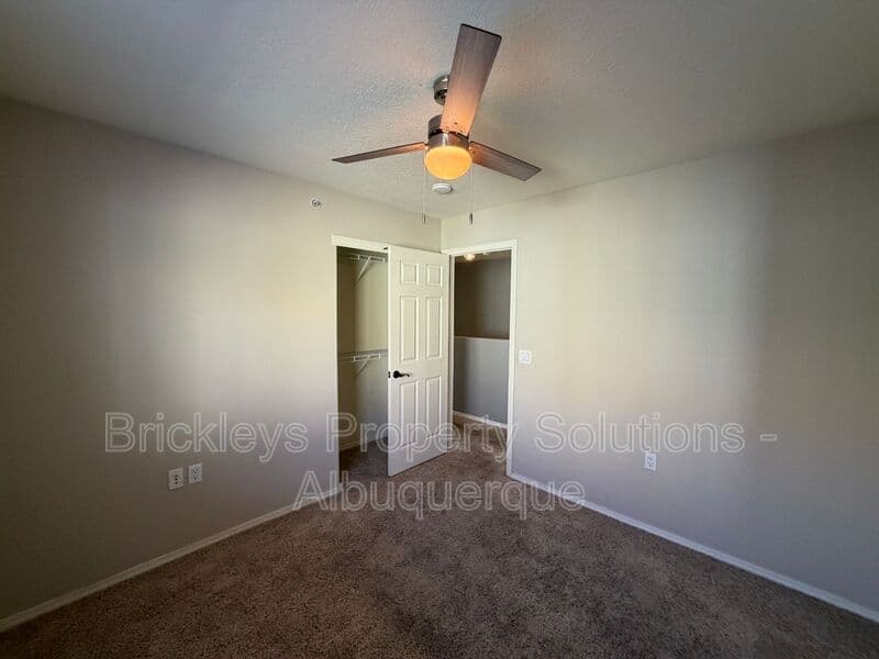 3-bedroom 2.5-bath home at 601 Menaul Blvd NE Unit #2102 for $1,850/mo managed by Brickleys Property Solutions Albuquerque — photo 14 of 33