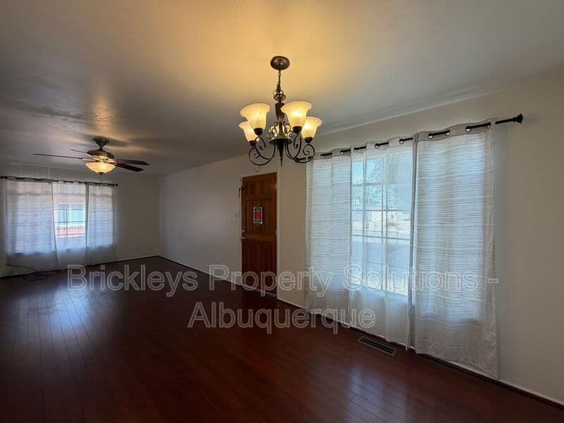 3-bedroom 2-bath home at 4712 Palo Duro Ave. NE for $1,750/mo managed by Brickleys Property Solutions Albuquerque — photo 8 of 38