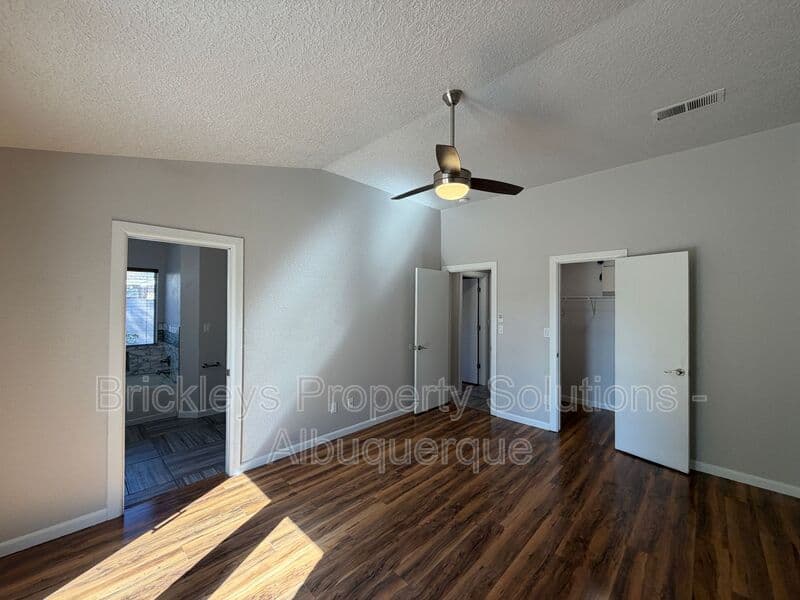3-bedroom 2-bath home at 7024 Westford Pl NW for $2,200/mo managed by Brickleys Property Solutions Albuquerque — photo 16 of 33