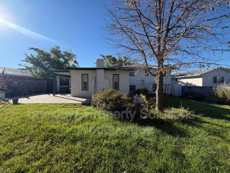 4-bedroom 3-bath home at 7121 Edwina Ave NE for $2,450/mo managed by Brickleys Property Solutions Albuquerque — photo 44 of 47