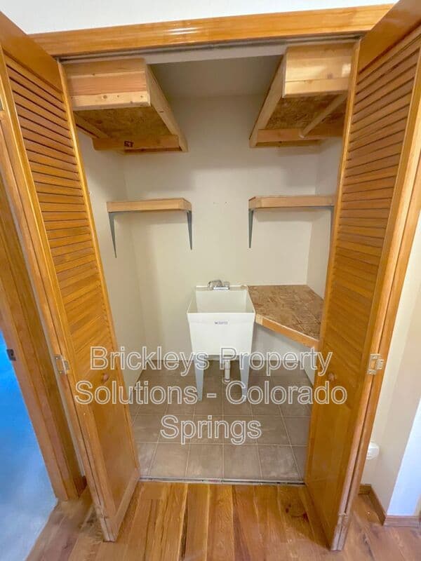 5-bedroom 2-bath home at 4375 Cassidy St for $2,300/mo managed by Brickleys Property Solutions Colorado Springs — photo 22 of 37