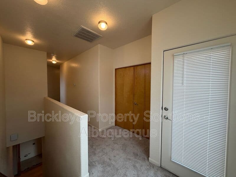 3-bedroom 2.5-bath home at 1612 3rd St SW for $1,900/mo managed by Brickleys Property Solutions Albuquerque — photo 14 of 39