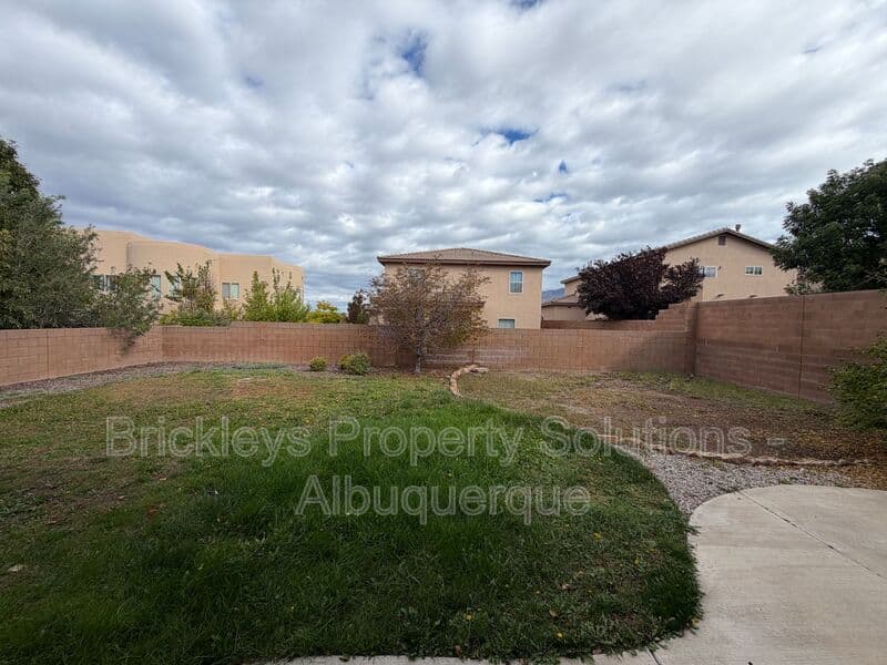 4-bedroom 3-bath home at 1904 Busher St. SE for $2,450/mo managed by Brickleys Property Solutions Albuquerque — photo 46 of 50