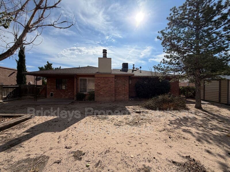3-bedroom 2-bath home at 9937 Clearwater St. NW for $1,900/mo managed by Brickleys Property Solutions Albuquerque — photo 25 of 27