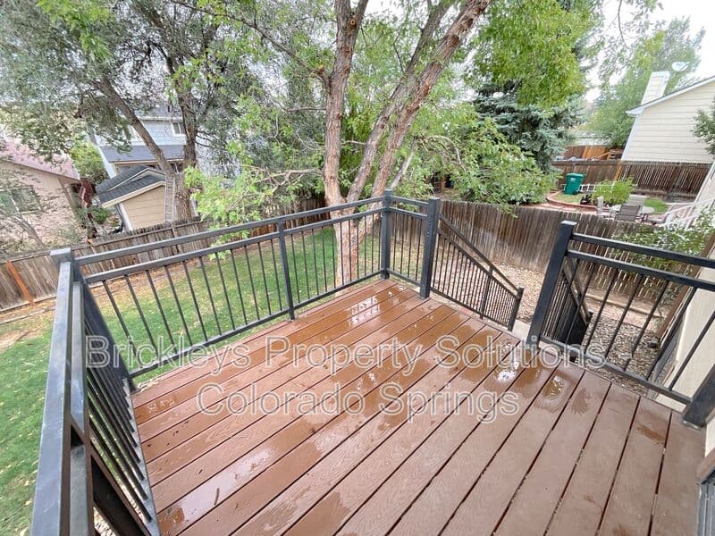 3-bedroom 2-bath home at 8214 Steadman Dr for $2,175/mo managed by Brickleys Property Solutions Colorado Springs — photo 7 of 34