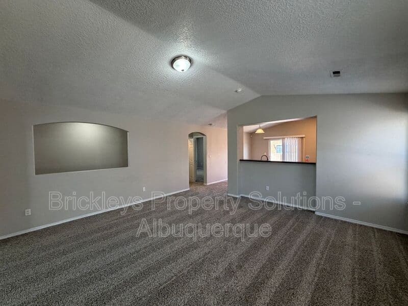 3-bedroom 2-bath home at 8035 Sierra Altos Pl. NW for $2,150/mo managed by Brickleys Property Solutions Albuquerque — photo 5 of 29