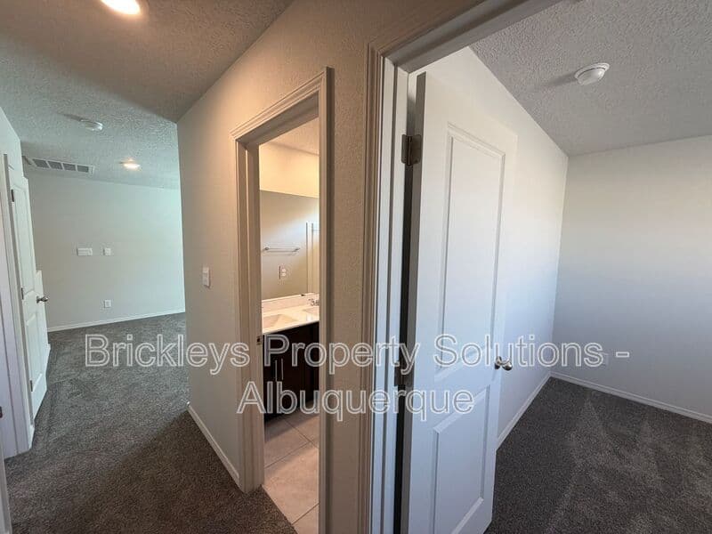 3-bedroom 3-bath home at 6118 Chicago Dr SE for $2,350/mo managed by Brickleys Property Solutions Albuquerque — photo 16 of 42