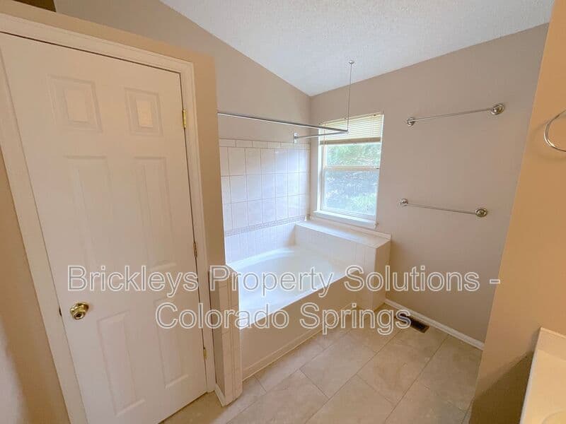 4-bedroom 3.5-bath home at 6160 Jaffee Ct for $2,500/mo managed by Brickleys Property Solutions Colorado Springs — photo 33 of 45