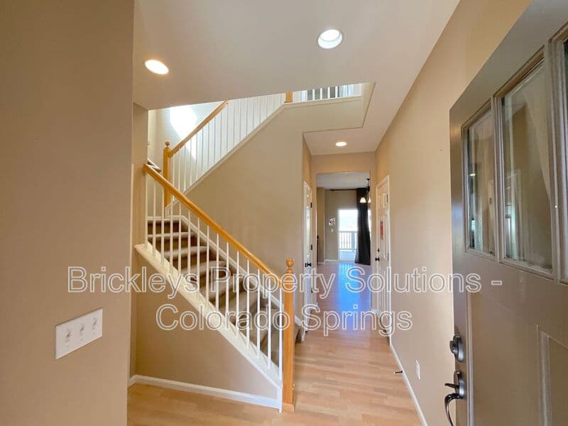 4-bedroom 2.5-bath home at 6652 Maple Stone Ln for $2,600/mo managed by Brickleys Property Solutions Colorado Springs — photo 15 of 43