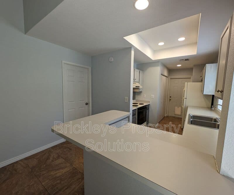 2-bedroom 2-bath home at 2955 N Oregon St Unit 10 for $1,700/mo managed by Brickleys Property Solutions East Valley Phoenix — photo 6 of 21