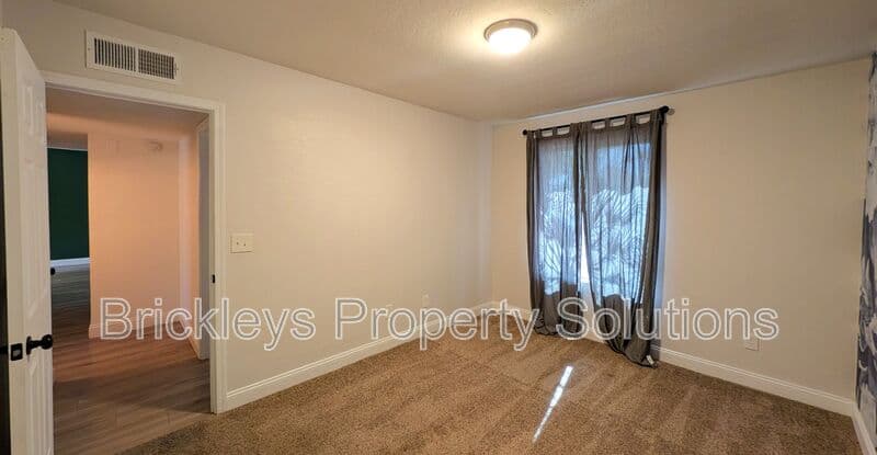 3-bedroom 2-bath home at 2029 S Nina Circle Mesa AZ 85210 for $2,300/mo managed by Brickleys Property Solutions East Valley Phoenix — photo 30 of 48