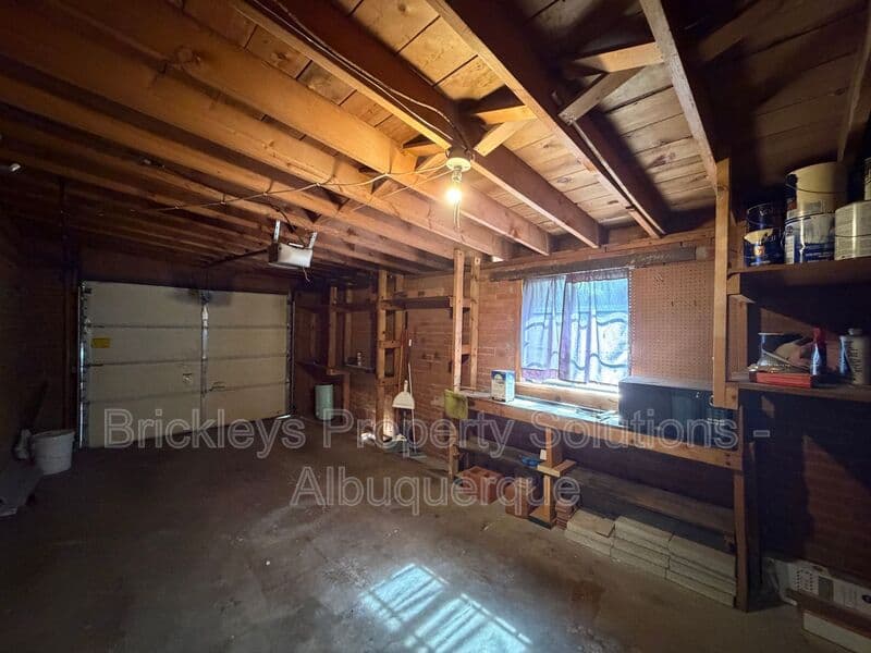 3-bedroom 2-bath home at 4712 Palo Duro Ave. NE for $1,750/mo managed by Brickleys Property Solutions Albuquerque — photo 31 of 38