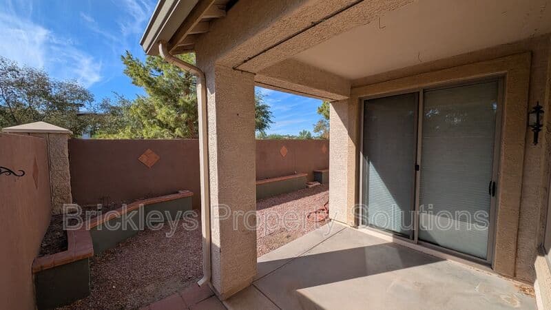 3-bedroom 2-bath home at 1311 E Marlin Dr for $2,200/mo managed by Brickleys Property Solutions East Valley Phoenix — photo 37 of 44