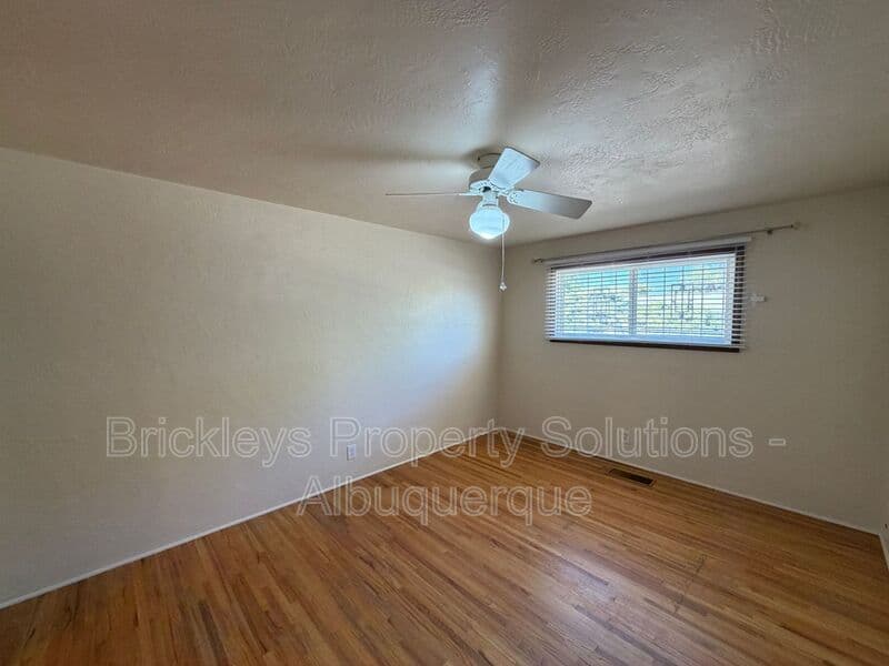 3-bedroom 1-bath home at 2838 La Veta Dr. NE for $1,700/mo managed by Brickleys Property Solutions Albuquerque — photo 10 of 26