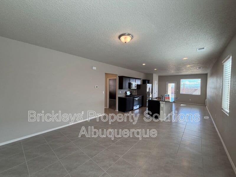 3-bedroom 2-bath home at 614 Turmalina Dr SE for $2,200/mo managed by Brickleys Property Solutions Albuquerque — photo 6 of 29